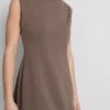 Rochie mini cu mâneci scurte, cu croială sculptată Rochie mini cu mâneci scurte, cu croială sculptată