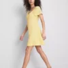 Rochie mini cu mâneci scurte șifonate
