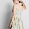 Rochie mini cu nasturi tip corset Rochie mini cu nasturi tip corset