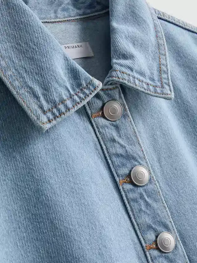 Rochie mini dreaptă din denim de bumbac, cu guler Rochie mini dreaptă din denim de bumbac, cu guler