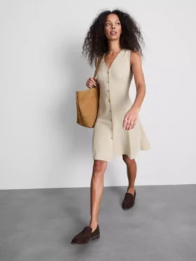 Rochie mini fără mâneci, cu decolteu în V