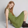 Rochie mini fără mâneci, cu decolteu în V Rochie mini fără mâneci, cu decolteu în V