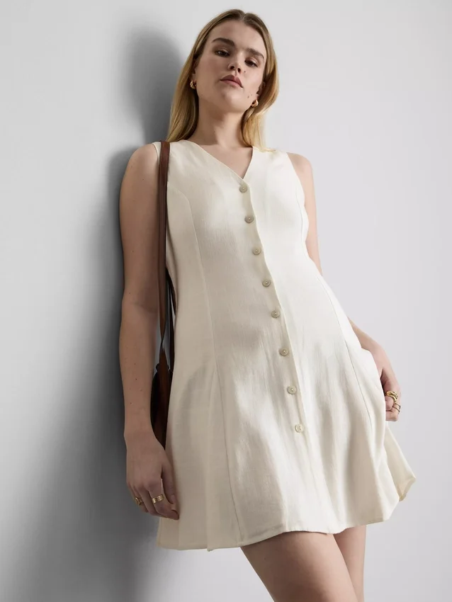 Rochie mini fără mâneci, cu decolteu în V Rochie mini fără mâneci, cu decolteu în V