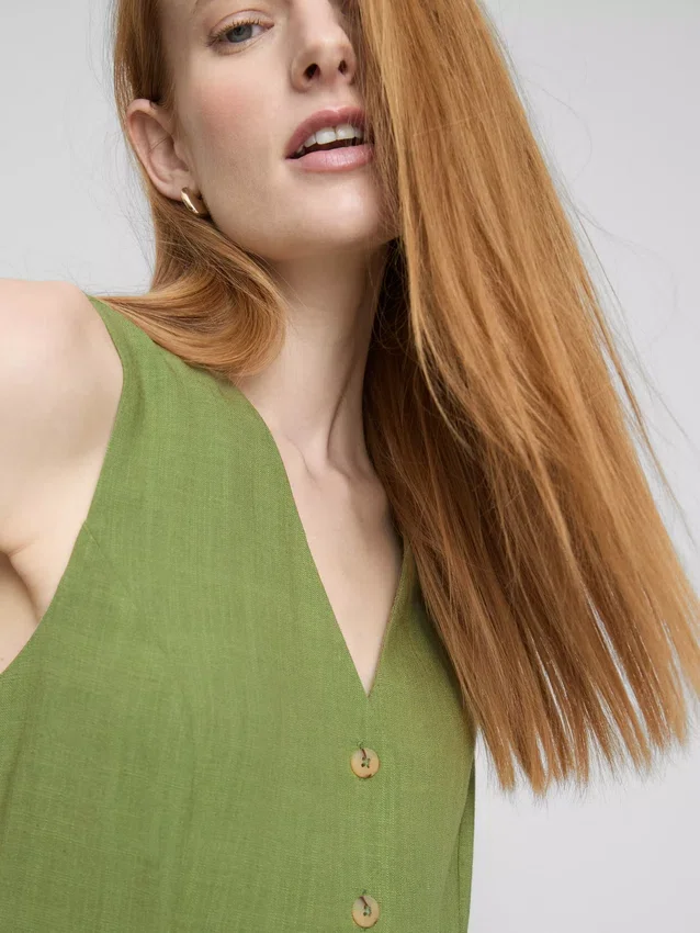 Rochie mini fără mâneci, cu decolteu în V Rochie mini fără mâneci, cu decolteu în V