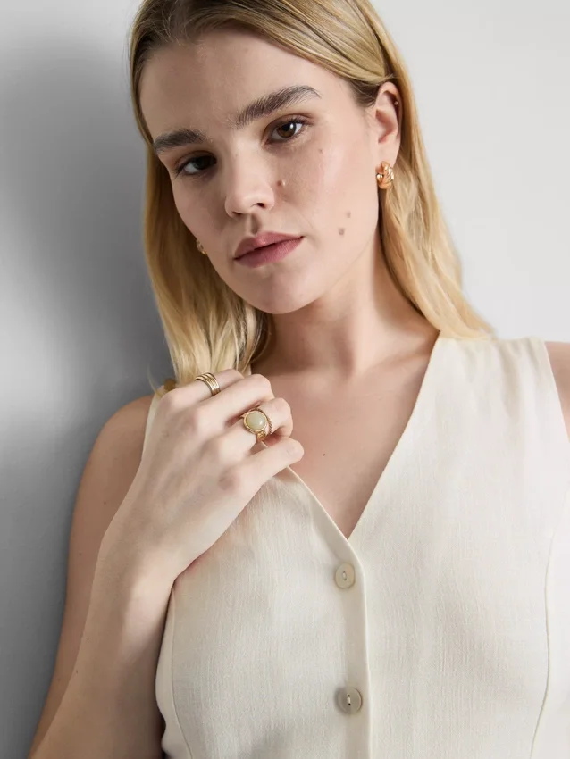 Rochie mini fără mâneci, cu decolteu în V Rochie mini fără mâneci, cu decolteu în V