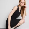 Rochie mini fără mâneci, cu decolteu în V Rochie mini fără mâneci, cu decolteu în V