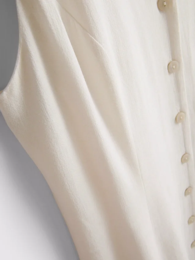 Rochie mini fără mâneci, cu decolteu în V Rochie mini fără mâneci, cu decolteu în V