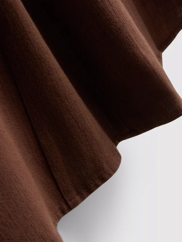 Rochie mini fără mâneci, cu decolteu în V Rochie mini fără mâneci, cu decolteu în V