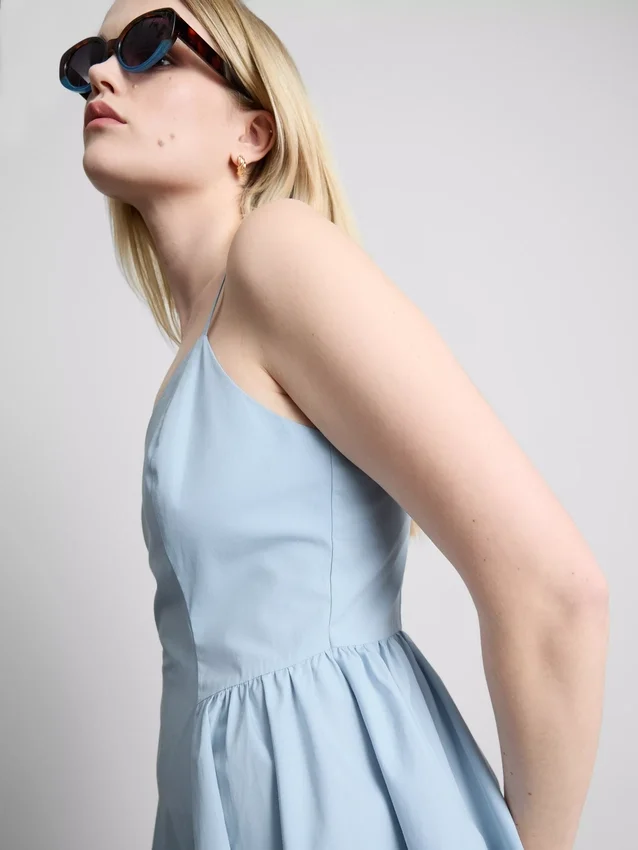 Rochie mini structurată tip corset Rochie mini structurată tip corset