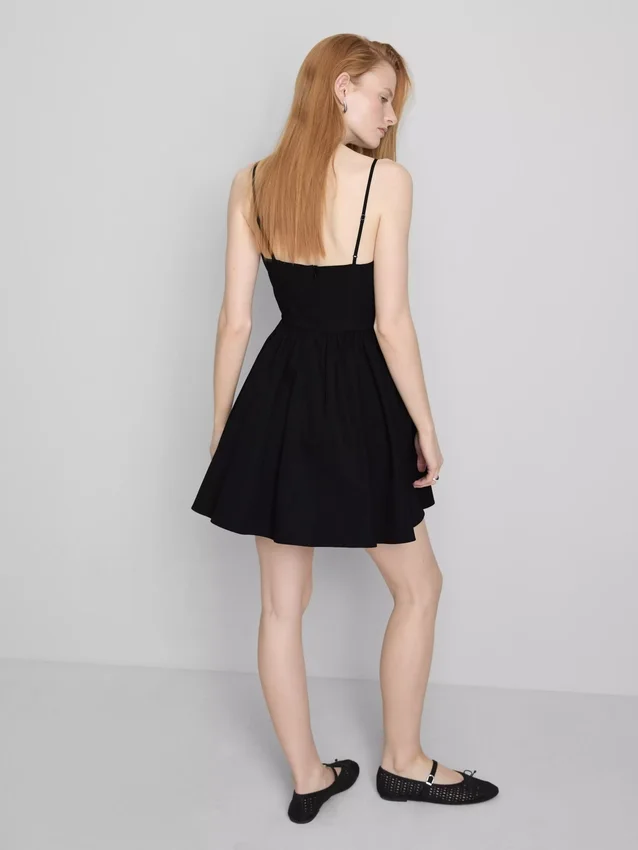 Rochie mini structurată tip corset Rochie mini structurată tip corset