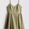 Rochie mini structurată tip corset Rochie mini structurată tip corset