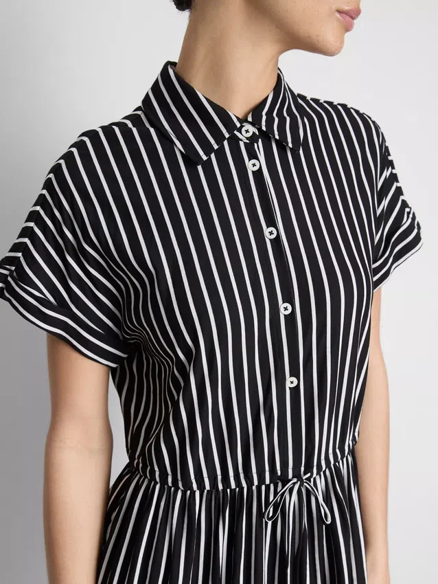 Rochie mini tip cămașă, cu dungi și straturi Rochie mini tip cămașă, cu dungi și straturi