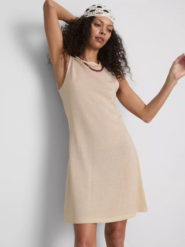Rochie mini tricotată, cu croi în A Rochie mini tricotată, cu croi în A