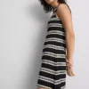Rochie mini tricotată, cu croi în A Rochie mini tricotată, cu croi în A