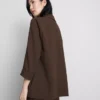 Sacou texturat cu revere crestate Sacou texturat cu revere crestate