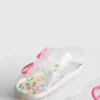 Sandale cu baretă cu două catarame, din material jelly cu sclipici și talpă în spate