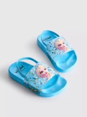 Sandale cu baretă din spatele piciorului cu tema „Frozen” de la Disney