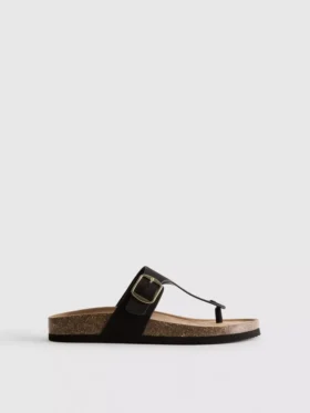 Sandale tip mule cu bară în formă de T și cataramă