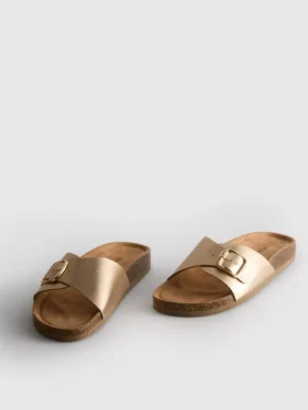 Sandale tip mule cu curea cu cataramă Sandale tip mule cu curea cu cataramă