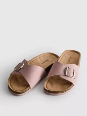 Sandale tip mule cu curea cu cataramă Sandale tip mule cu curea cu cataramă