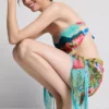 Sarong cu franjuri și imprimeu tropical Sarong cu franjuri și imprimeu tropical