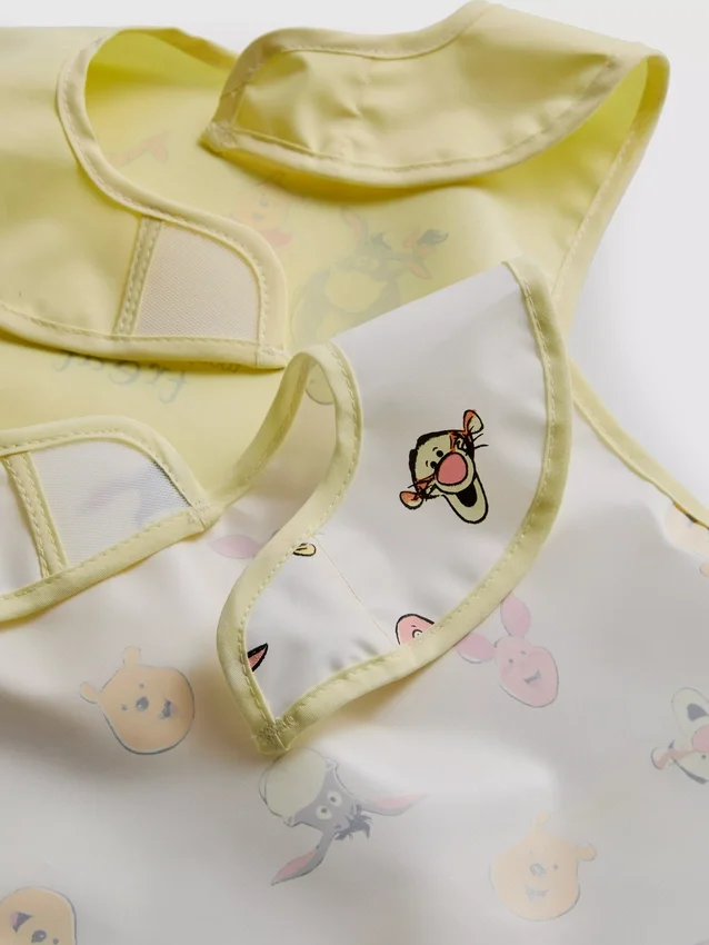 Set de 2 bavete înfășurate cu Winnie the Pooh de la Disney Set de 2 bavete înfășurate cu Winnie the Pooh de la Disney