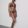 Set de 2 topuri de bikini cu imprimeu triunghiular Set de 2 topuri de bikini cu imprimeu triunghiular