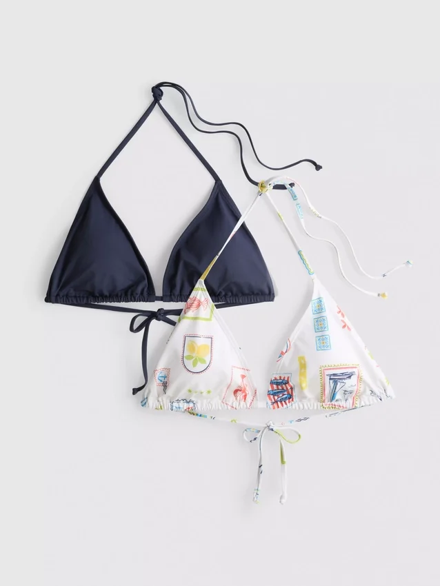 Set de 2 topuri de bikini triunghiulare Set de 2 topuri de bikini triunghiulare