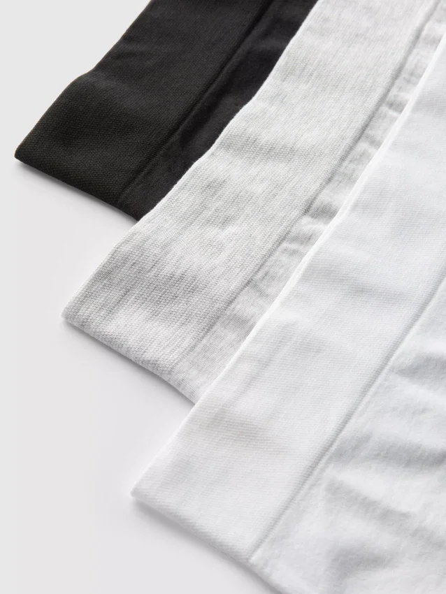 Set de 3 pantaloni scurți fără cusături pentru băieți Set de 3 pantaloni scurți fără cusături pentru băieți