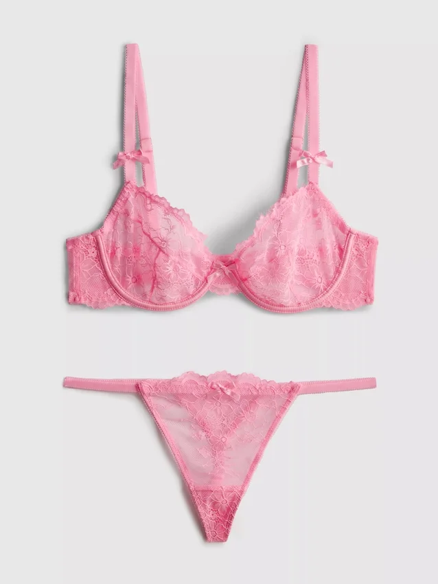 Set de lenjerie intimă din dantelă cu sârmă Set de lenjerie intimă din dantelă cu sârmă