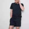 Set de pijamale compus din tricou și pantaloni scurți Set de pijamale compus din tricou și pantaloni scurți