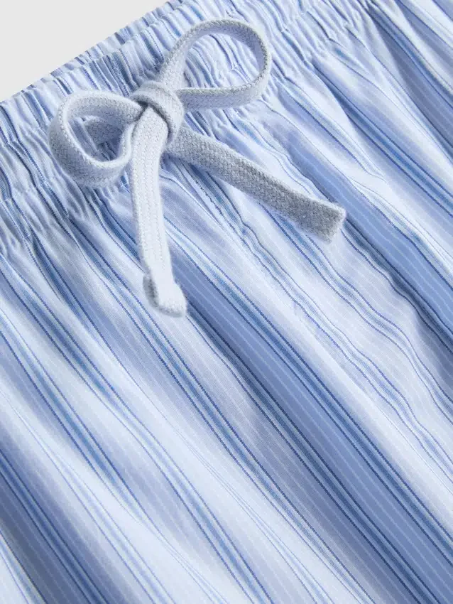 Set de pijamale cu mâneci lungi, în dungi Set de pijamale cu mâneci lungi, în dungi