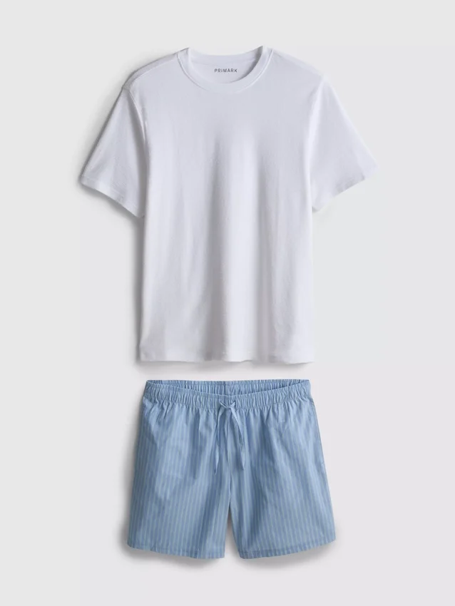 Set de pijamale scurte cu dungi Set de pijamale scurte cu dungi