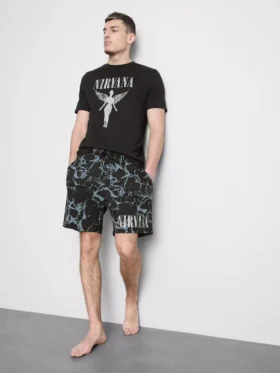 Set de pijamale scurte Nirvana Set de pijamale scurte Nirvana