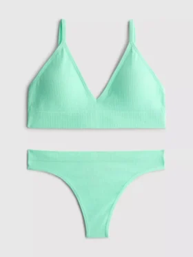 Set sutien triunghiular căptușit fără cusături și tanga