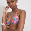 Seturi de bikini triunghiular brazilian Seturi de bikini triunghiular brazilian
