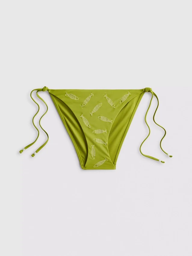 Slip de bikini cu broderie și legături laterale Slip de bikini cu broderie și legături laterale