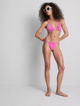 Sutien de bikini triunghiular cu volane strălucitoare
