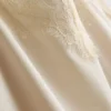 Top cami cu dantelă satinată Paula Echevarría