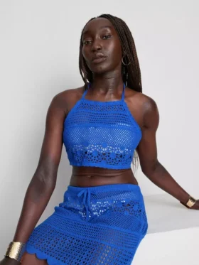 Top scurt croșetat cu gât halter Top scurt croșetat cu gât halter