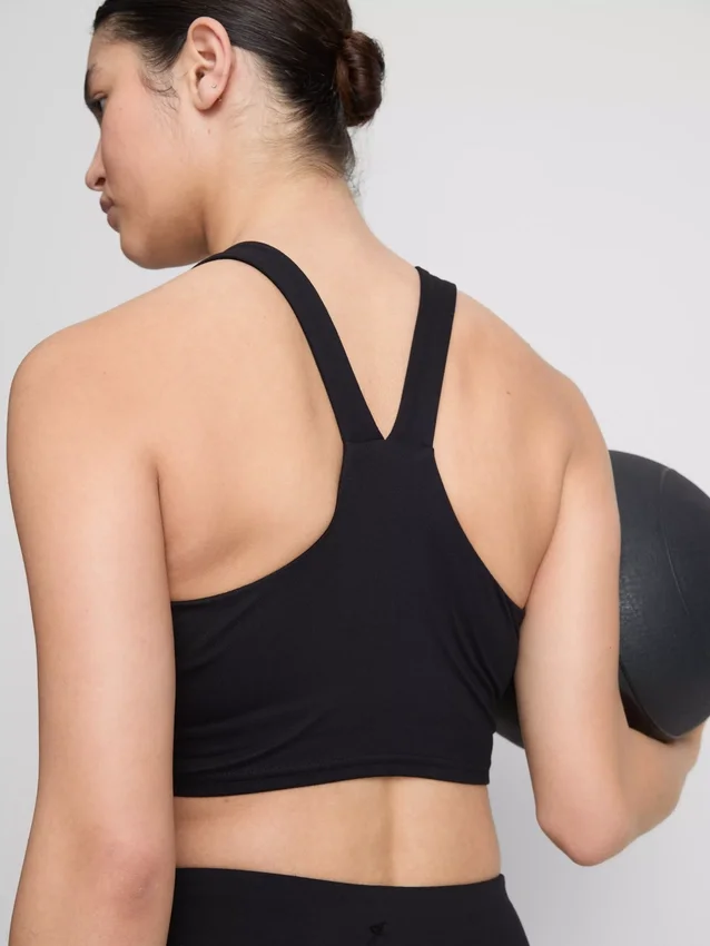 Top scurt sport cu decolteu în V, care oferă susținere Top scurt sport cu decolteu în V, care oferă susținere