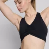 Top sport scurt, cu volane, extrem de moale Top sport scurt, cu volane, extrem de moale