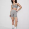 Top sport scurt, fără cusături, cu luciu intens