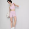 Top sport scurt, fără cusături, cu spate încrucișat