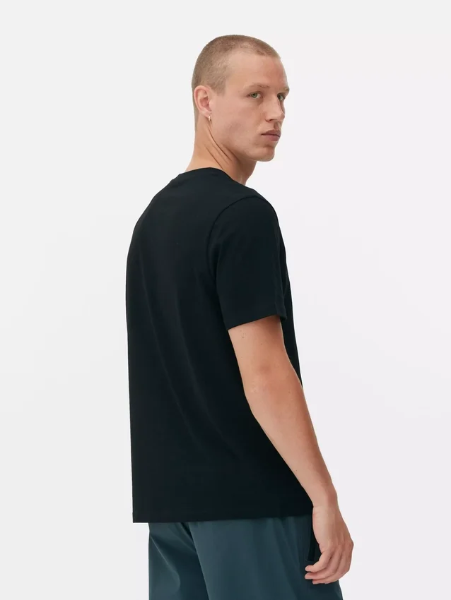 Tricou clasic cu guler rotund Tricou clasic cu guler rotund