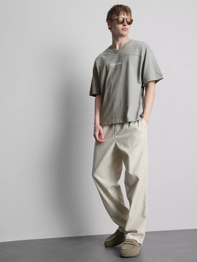 Tricou cu guler în V Ibiza Tricou cu guler în V Ibiza