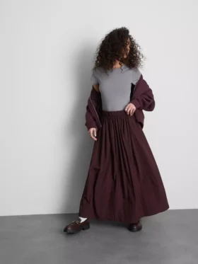 Tricou cu guler rotund, ca o a doua piele