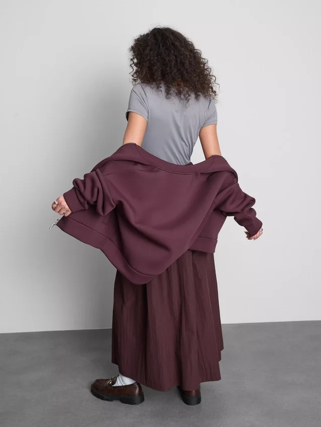 Tricou cu guler rotund, ca o a doua piele Tricou cu guler rotund, ca o a doua piele