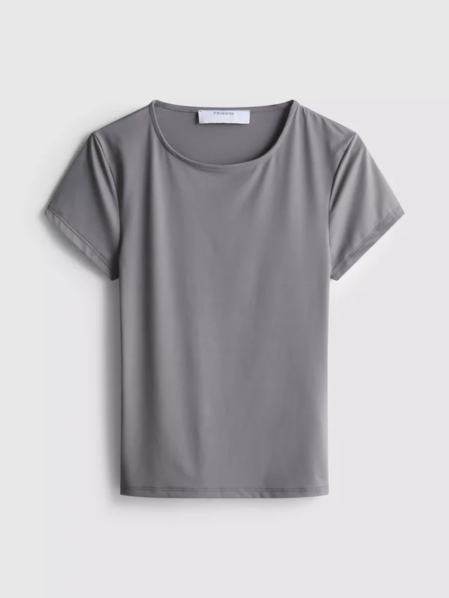 Tricou cu guler rotund, ca o a doua piele Tricou cu guler rotund, ca o a doua piele