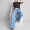 Tricou cu guler rotund, cu două straturi